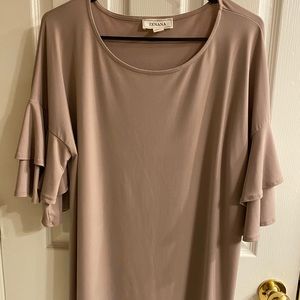 Great basic Zenana shirt